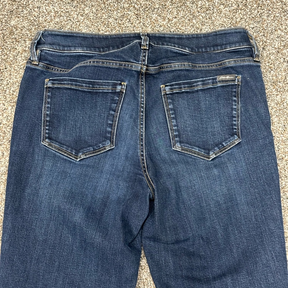 Women's Eddie Bauer 4 Small Jeans Slim Curvy Denim Navy Blue Straight Stretch - Picture 7 of 13